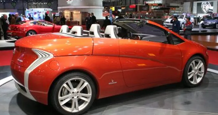 Lancia coupé-cabriolet da Bertone?