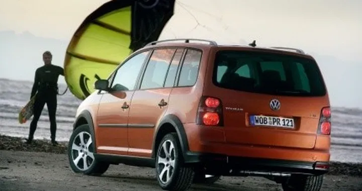 Prezzi Volkswagen CrossTouran
