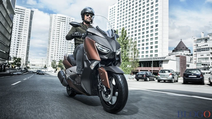 Yamaha X-MAX 300 MY 2017: disponibilità e prezzo