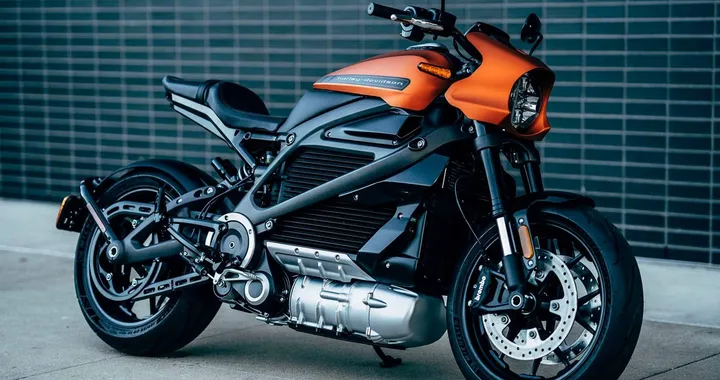 Harley-Davidson LiveWire 2019: prime foto live