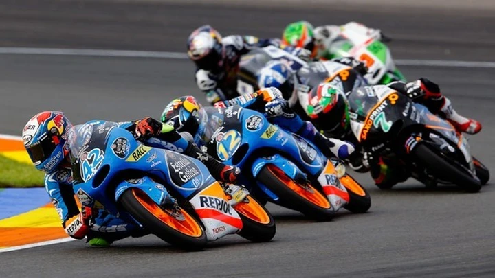 Moto2/Moto3: Dunlop premia i sorpassi con la classifica #ForeverForward