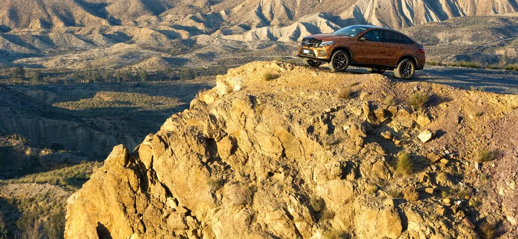 Mercedes SUV Attack: test drive tra le rocce del deserto di Almeria