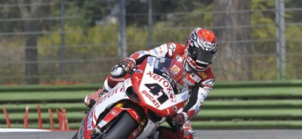 Doppietta Ducati ad Imola, Noriyuki Haha riconquista la testa del Mondiale SBK