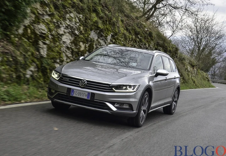 Volkswagen Passat BiTDI Alltrack - Going To Ginevra 2016