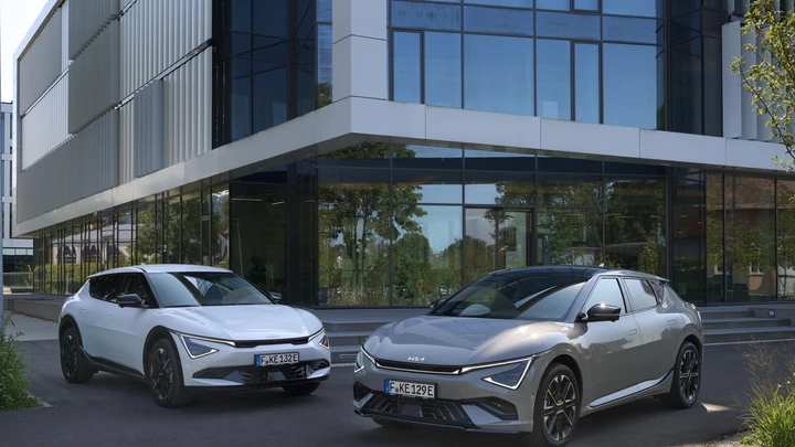 Kia EV6 ed EV6 GT, l'aggiornamento porta l'autonomia a 582 km