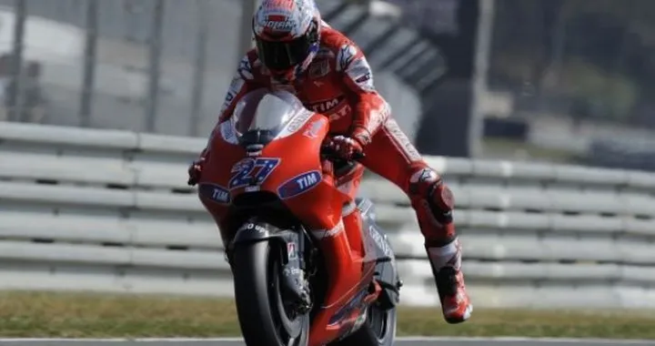 MotoGP: Casey Stoner testerà le sospensioni Ohlins del 2009