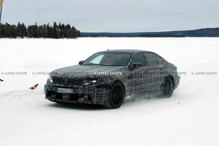 BMW M5, come cambia il design inseguendo lo stile Neue Klasse