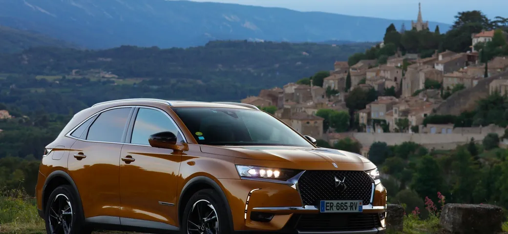 DS 7 Crossback: la nuova motorizzazione PureTech a benzina da 130 CV