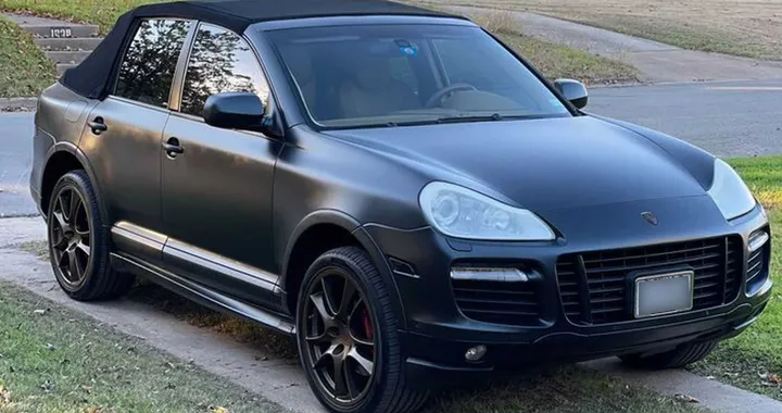 Una incredibile Porsche Cayenne cabrio in vendita negli USA
