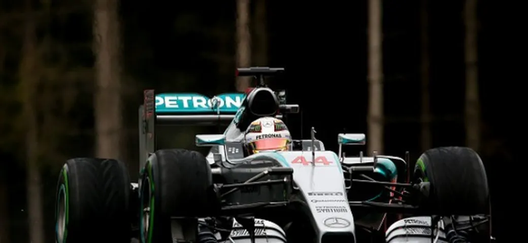 F1 GP Austria 2015 | Vittoria per Rosberg, Vettel quarto per un problema ai box, incidente Raikkonen - Alonso