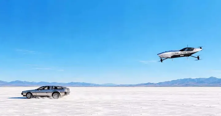 DeLorean torna a volare, stavolta davvero: debutta nelle corse con le auto volanti EV