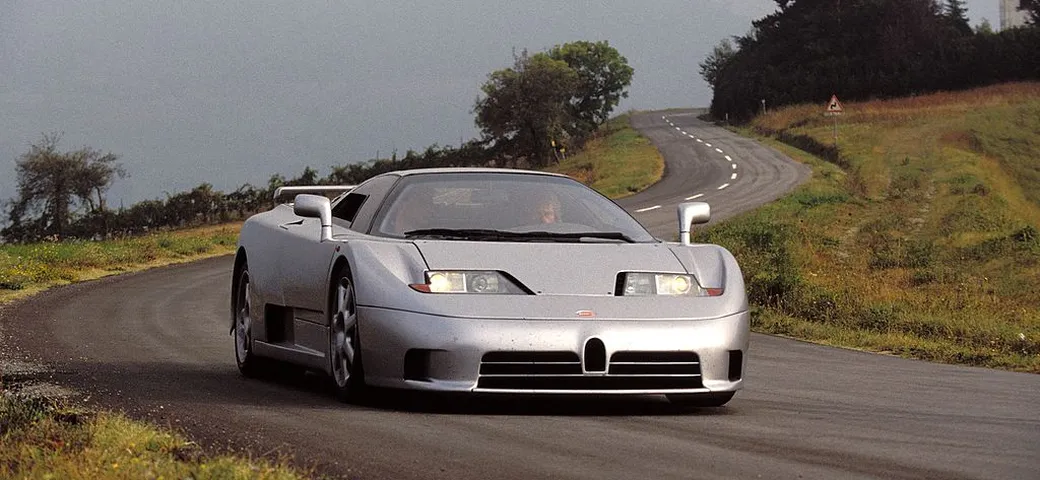 Bugatti EB110 SS: supercar di alto collezionismo in vendita