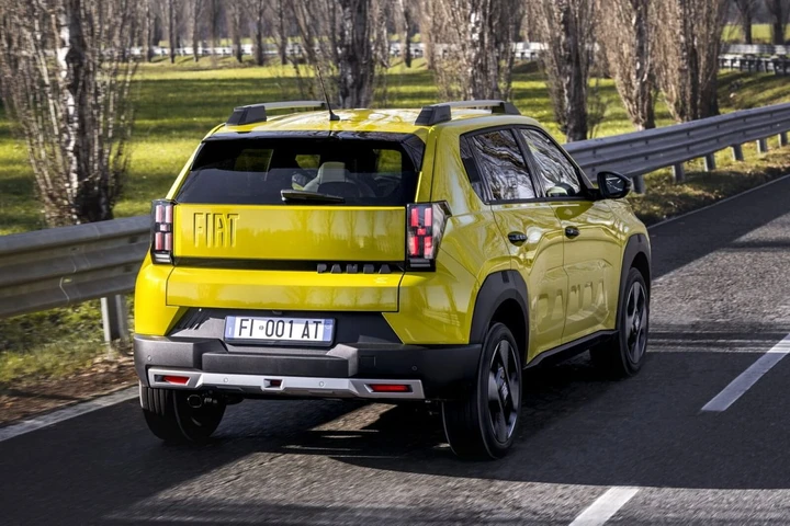 Al primo viaggio resta a piedi con la Fiat Grande Panda: il problema