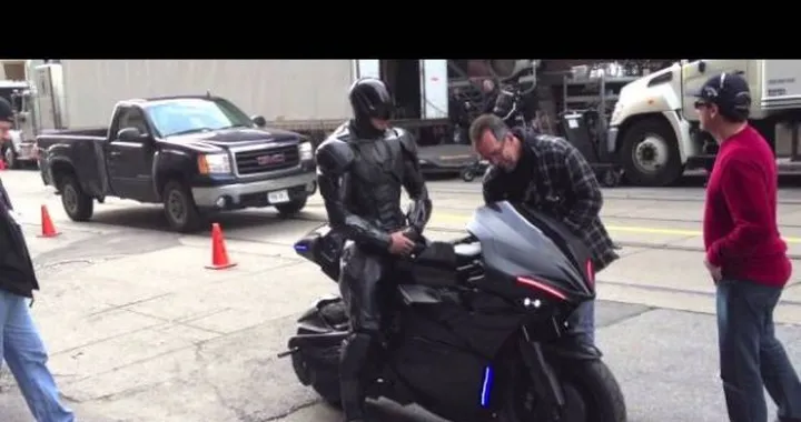 MotoCult: la moto di Robocop