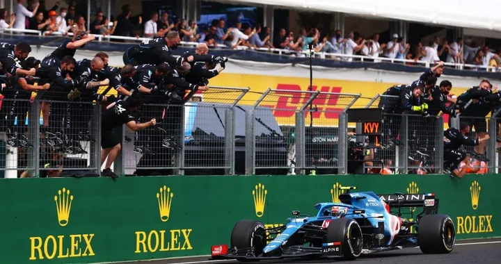 F1 GP di Ungheria: dal caos della partenza ne esce vincente Ocon