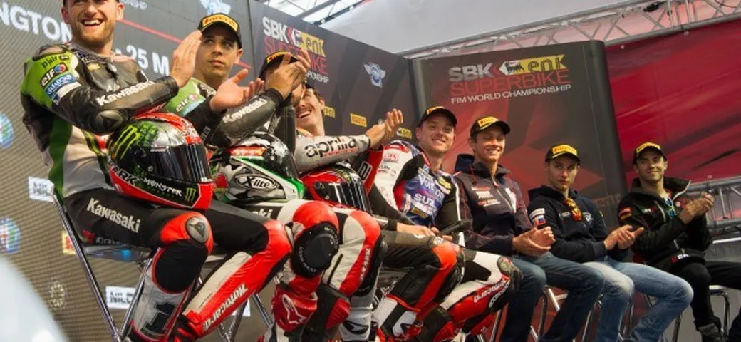 SBK 2015 Donington: dalle uova all'asfalto, piloti sempre in gara