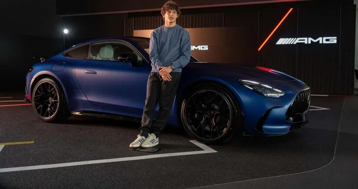 Kimi Antonelli si regala una Mercedes-AMG GT 63 S dopo un buon inizio in F1