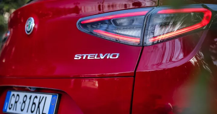 L'unica strada che ha la futura Alfa Romeo Stelvio per avere successo