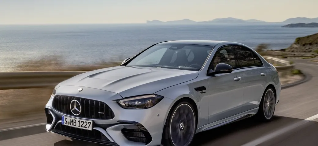 Mercedes C 63 AMG S E Performance, ibrida plug-in da 680 CV