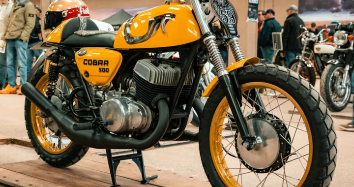 Suzuki T500 custom: la Cobra ’72 diventa street tracker