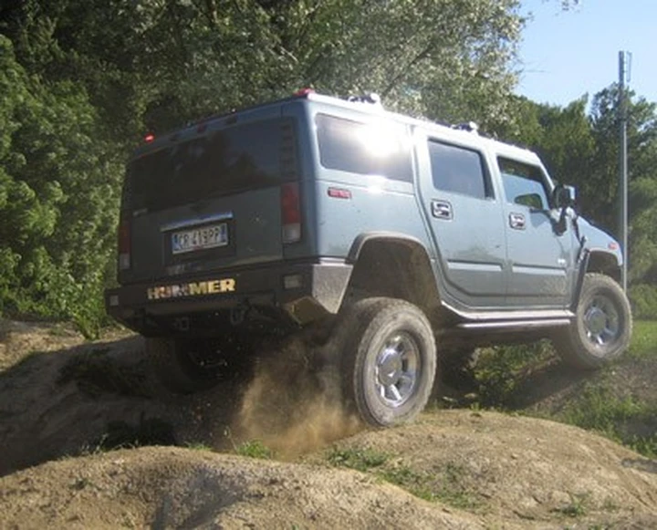 Prova Hummer H2: vero fuoristrada