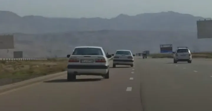 Impossibile: due Citroen Xantia a 200 km/h su 3 ruote [Video]