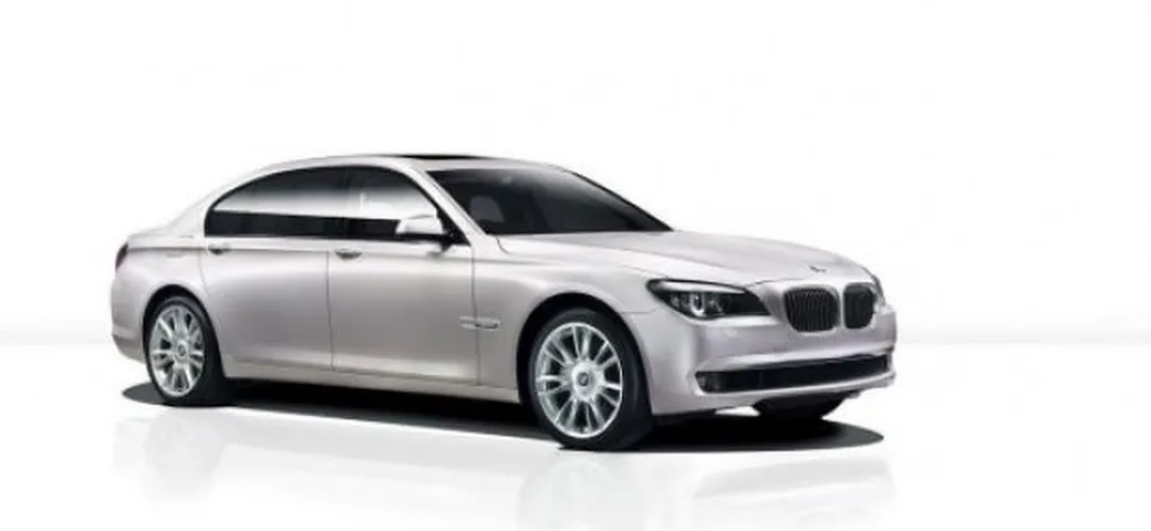 BMW Serie 7 Individual by Didit Hediprasetyo: il designer indonesiano veste l'ammiraglia tedesca