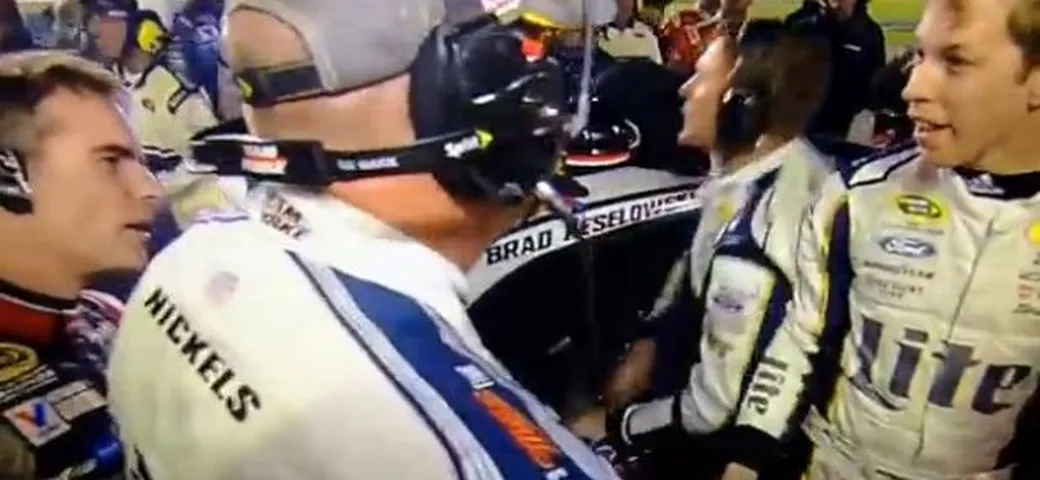 Il video della rissa dopo una gara del campionato NASCAR