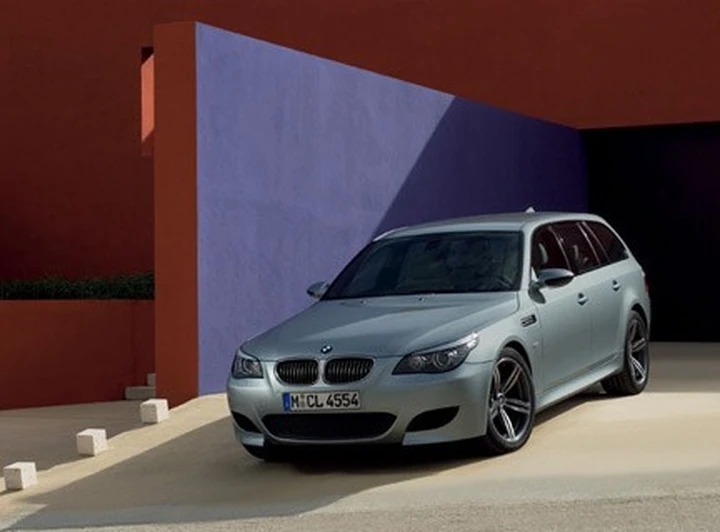 BMW M5 Touring, immagini ufficiali