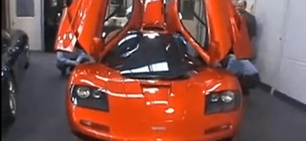Il ritiro di una McLaren F1, un momento che ha fatto la storia [VIDEO]