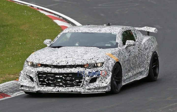Foto Spia Chevrolet Camaro