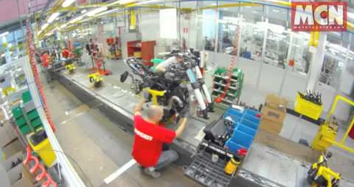 Ducat Diavel production line time lapse
