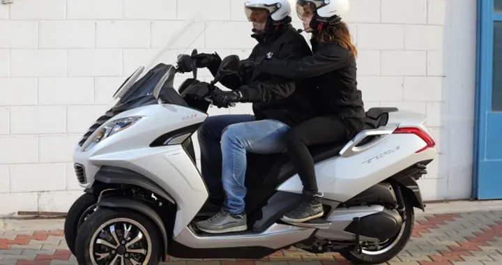 Peugeot Metropolis 400 GT Connect