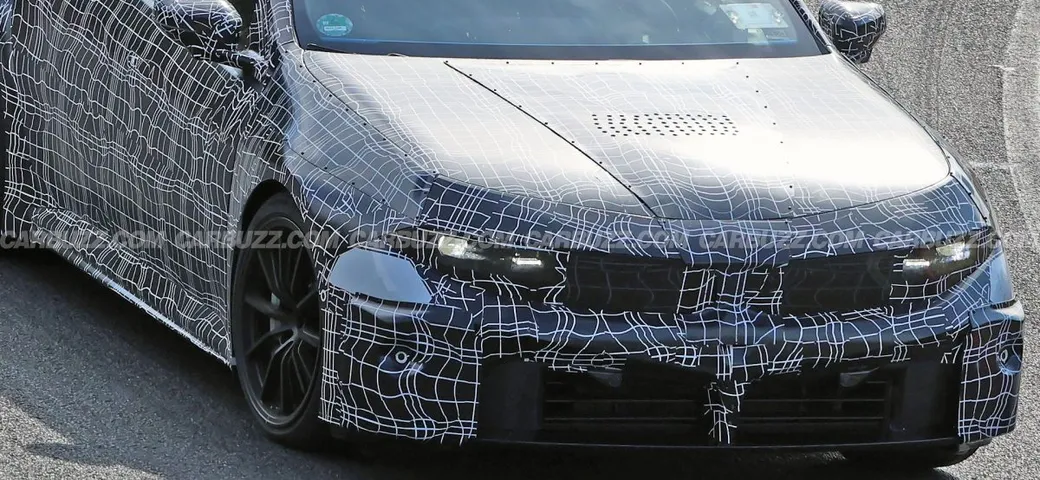Nuova BMW M3 elettrica, in pista al Nürburgring: promette bene