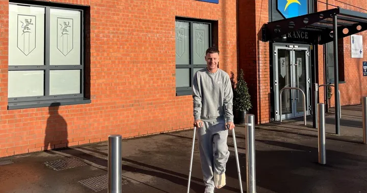 Jonathan Rea fermo ai box: fratture multiple dopo il crash in Australia, quando tornerà in pista?