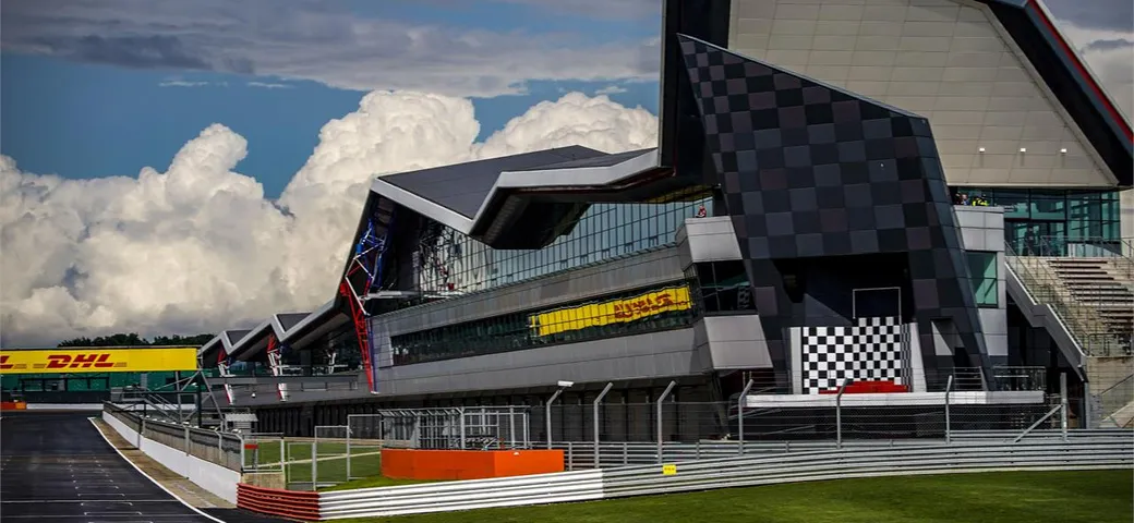 MotoGP: la Dorna conferma il tracciato di Silverstone