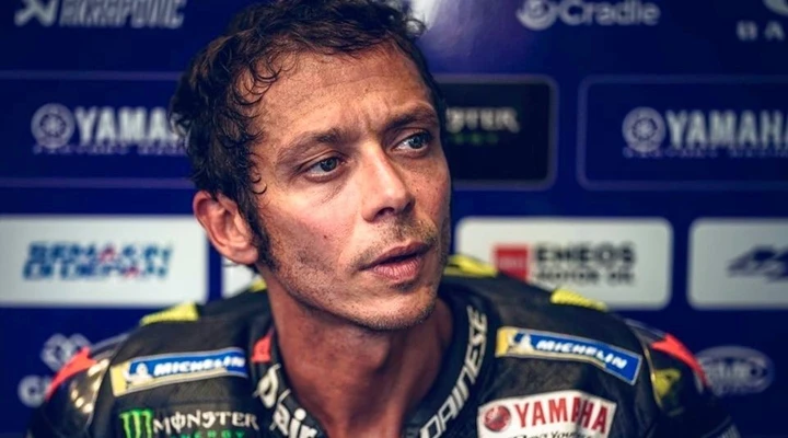 MotoGP, Rossi punta su Sepang. A Sanremo ci va la fidanzata Francesca Sofia Novello