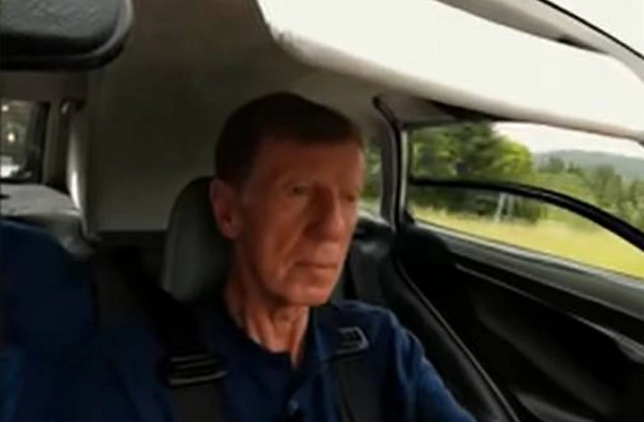 Walter Röhrl al volante della McLaren F1 | Video