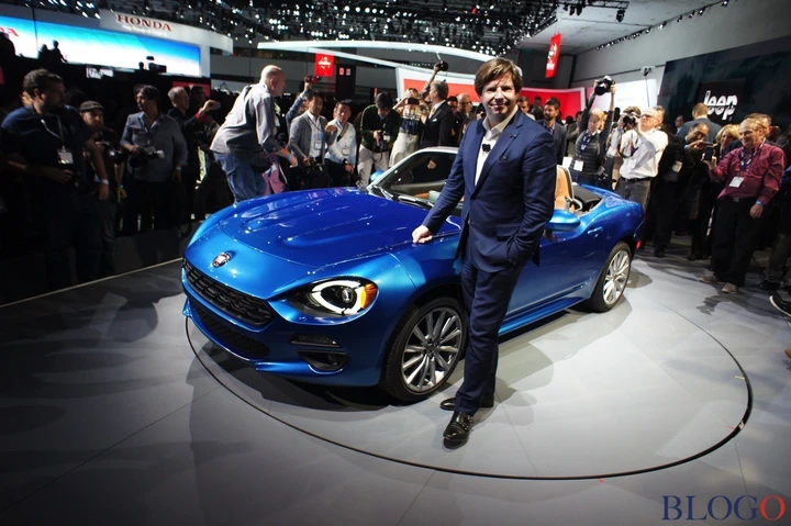 La nuova Fiat 124 Spider al salone di Los Angeles Live