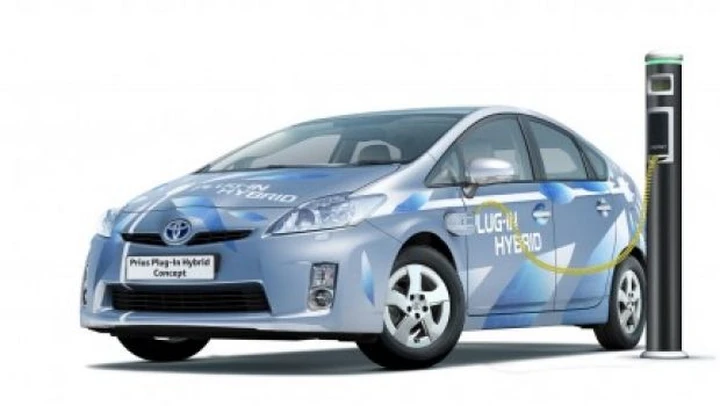 Toyota: Plug-in Hybrid ed elettriche già nel 2012