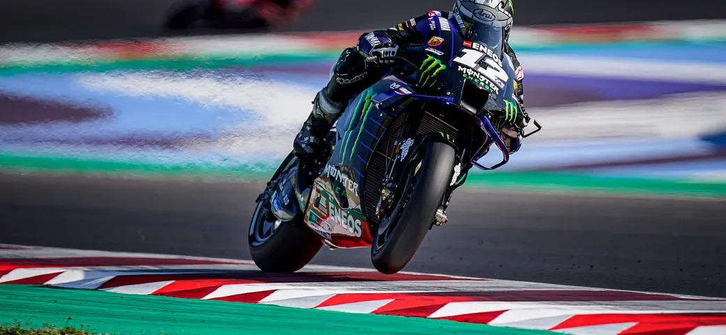 MotoGP Emilia Romagna 2020: Bagnaia cade, Vinales ne approfitta e vince