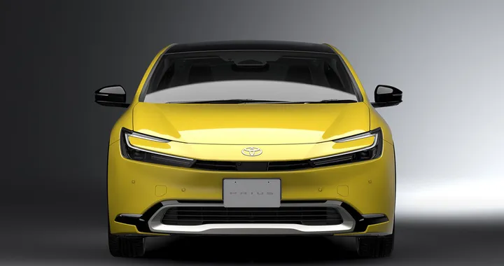 Nuova Toyota Prius 2023: al via i preordini, ecco i prezzi