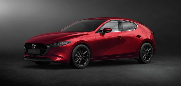 Nuova Mazda 3: informazioni e prezzi della versione ibrida