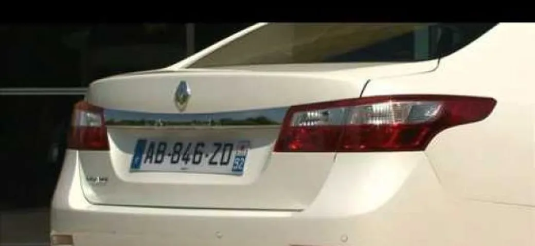 Video: Renault Latitude