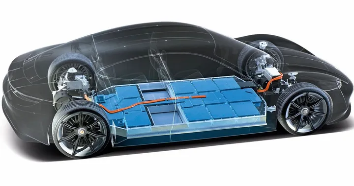 Porsche produrrà le sue batterie per auto elettriche