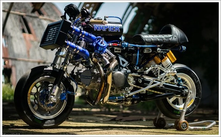 Special: Honda Monkey Turbo by OORacing