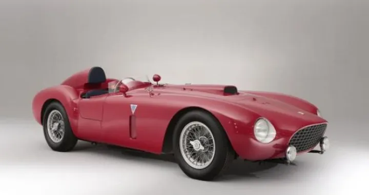 In vendita una delle cinque Ferrari 375 Plus. Quale cifra raggiungerà?