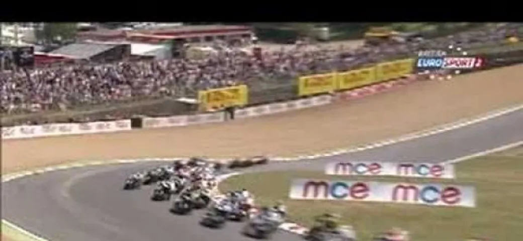 BSB: gli highlights del primo appuntamento a Brands Hatch
