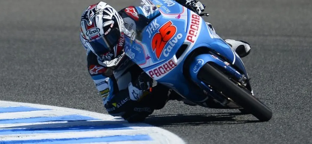 Moto3, Le Mans: vince Vinales su Rins e Salom, 7° Fenati