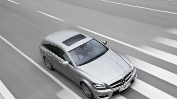 Mercedes CLS 63 AMG Shooting Brake in video
